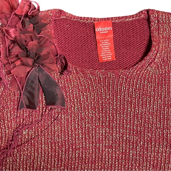 Olsen Europe Red Gold Metallic Ribbed Knit Sweater Floral Appliqué Detail Sz 10 - Picture 7 of 10